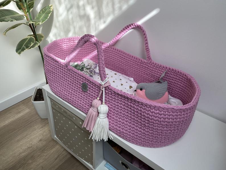 Custom made crochet baby basket M